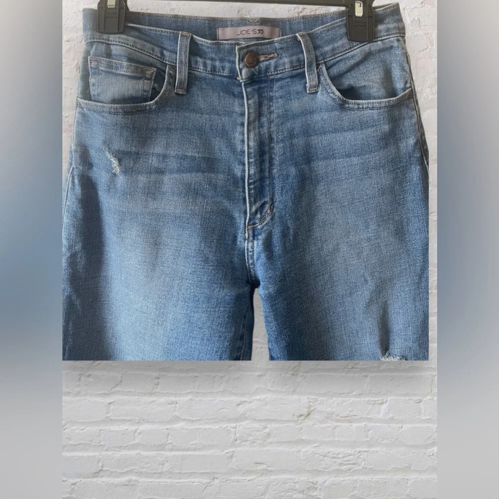 Joe's Jeans High Rise Wide Leg Raw Hem Blue Denim Distressed Belenos Wash Sz 26 - Picture 3 of 8